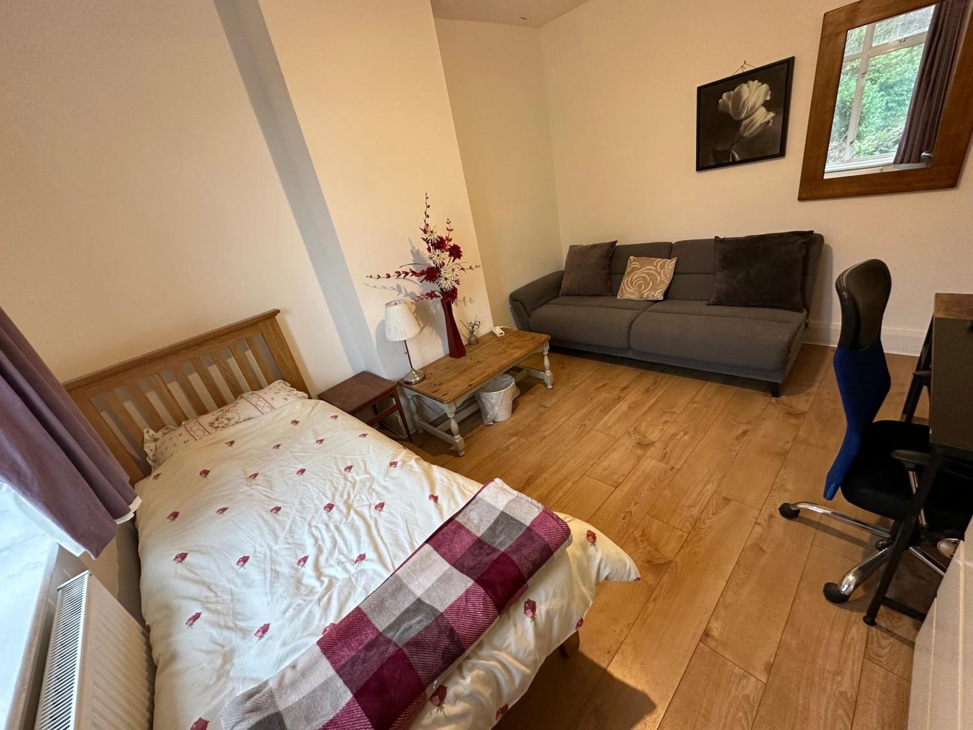 Ashcroft Quiet Garden House-london Luton Airport Luton (Bedfordshire)